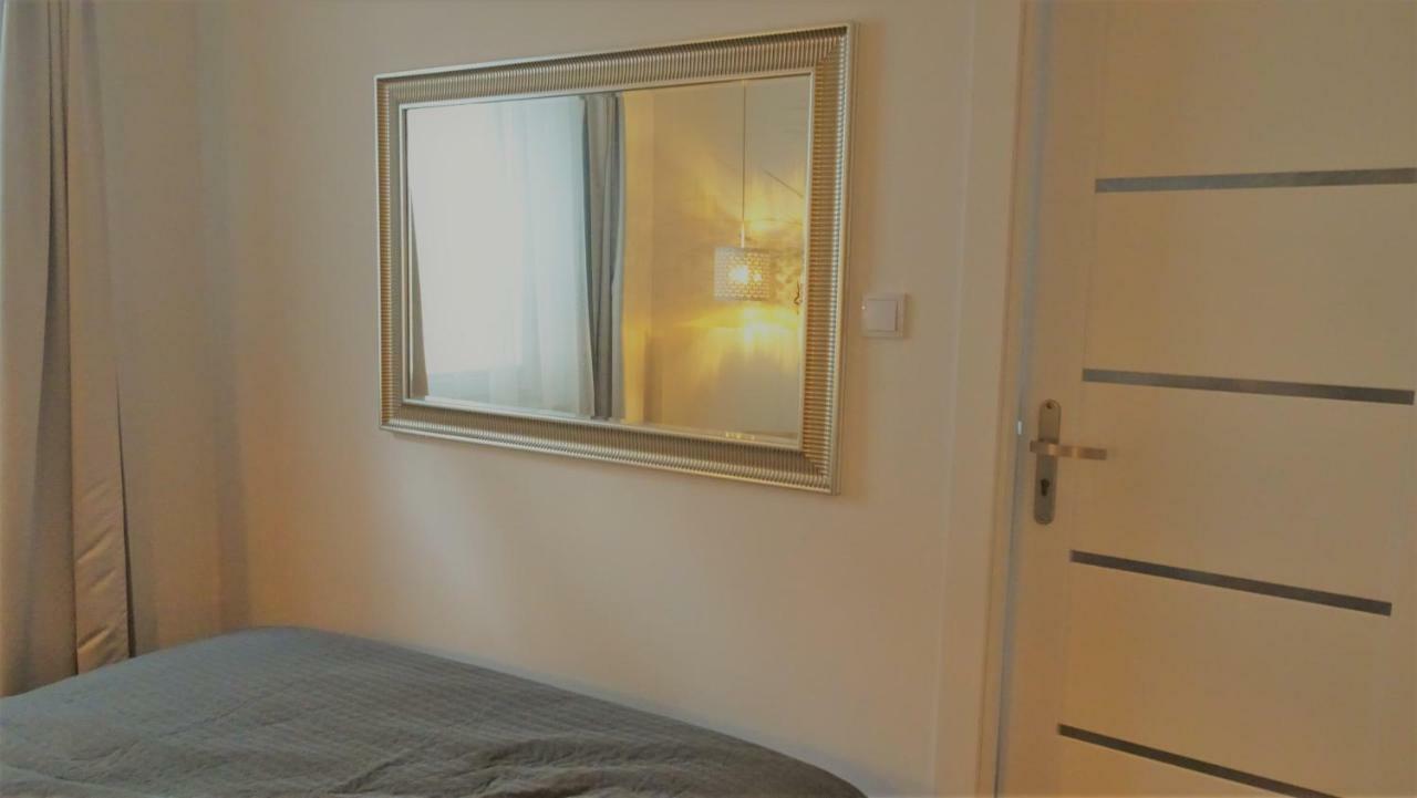 Nadmorska Dziupla Apartment Dziwnowek Bagian luar foto
